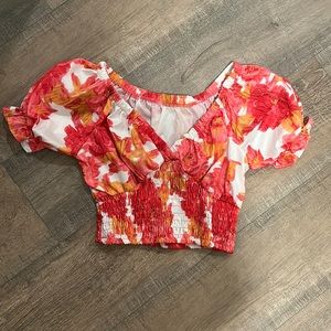 cropped puffed sleeve top